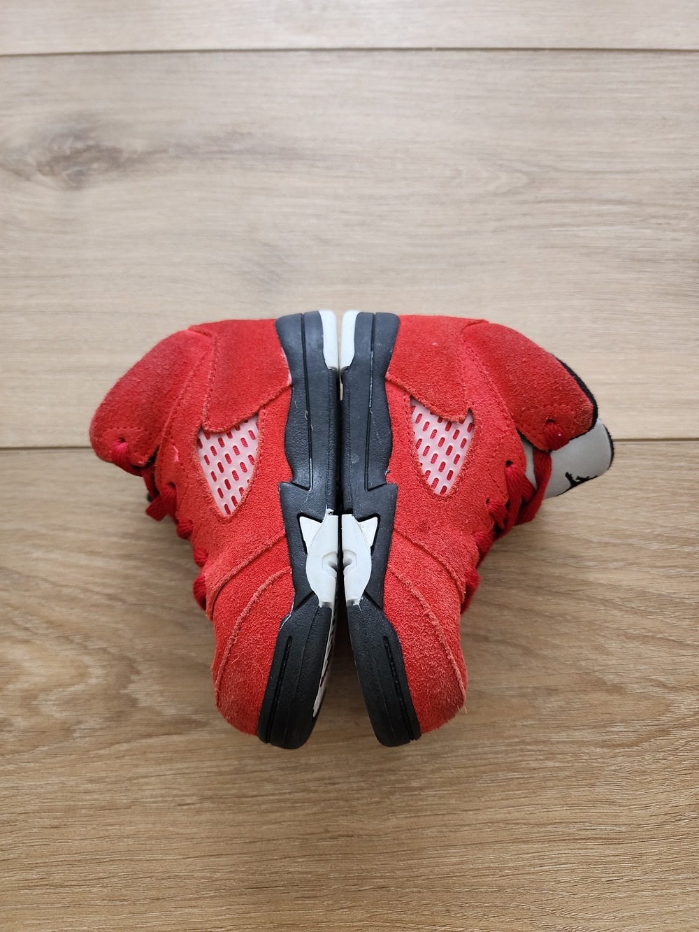 Jordan 5 Raging Bulls - Picture 3 of 7